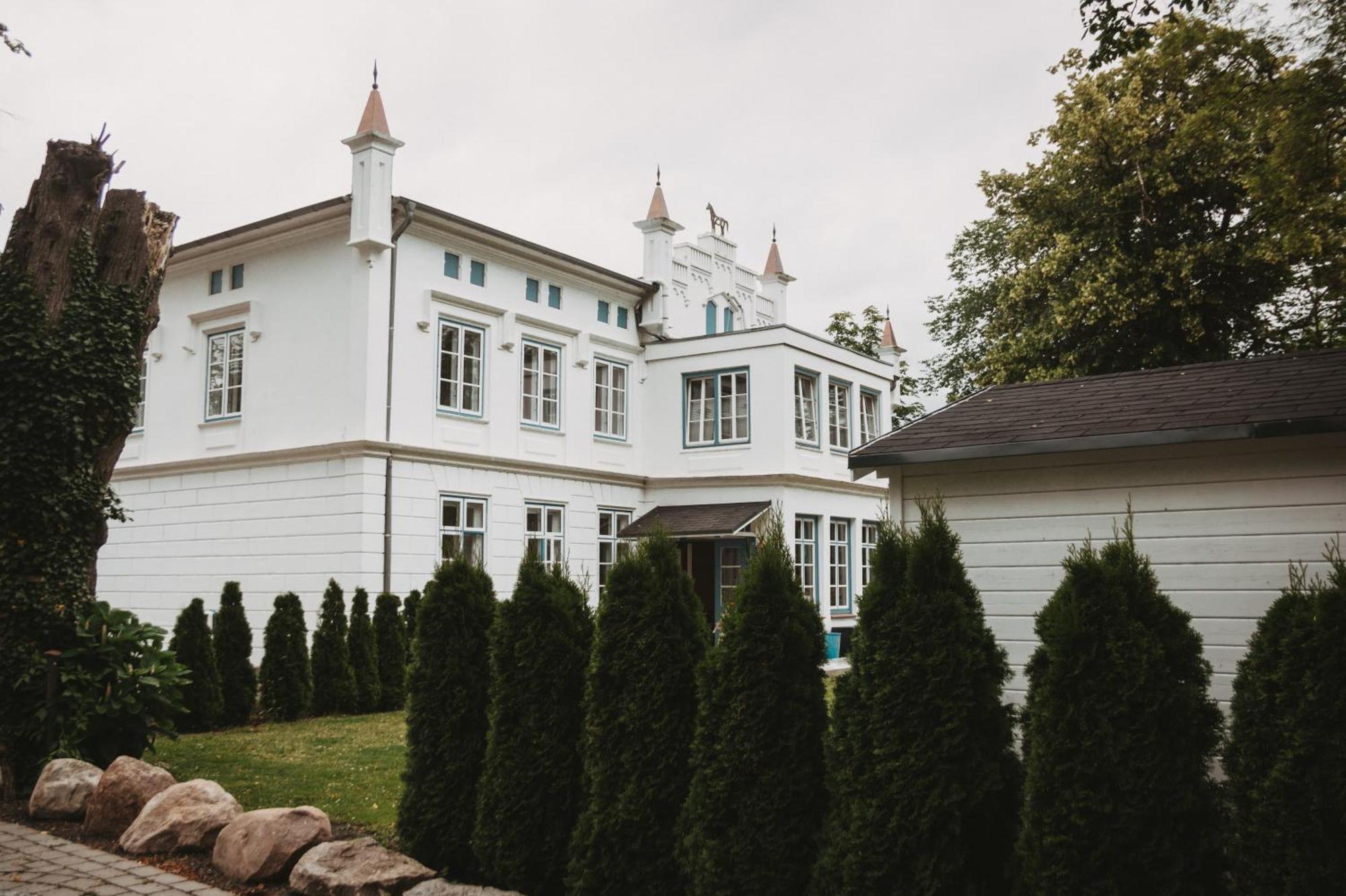 Herrenhaus-Henriettenhof Грёмиц Экстерьер фото